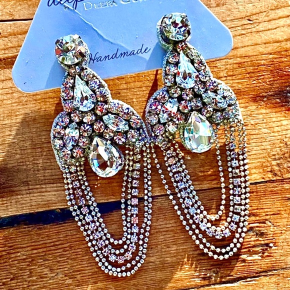 Deepa Gurnani Jewelry - NWT Deepa Gurnani Luxe Beaded Crystal Chandeliers